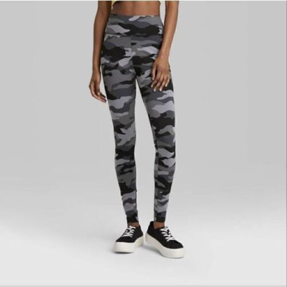 Wild Fable Women's Dark Gray Camo High Waisted Classic Leggings Size Large - Picture 2 of 3